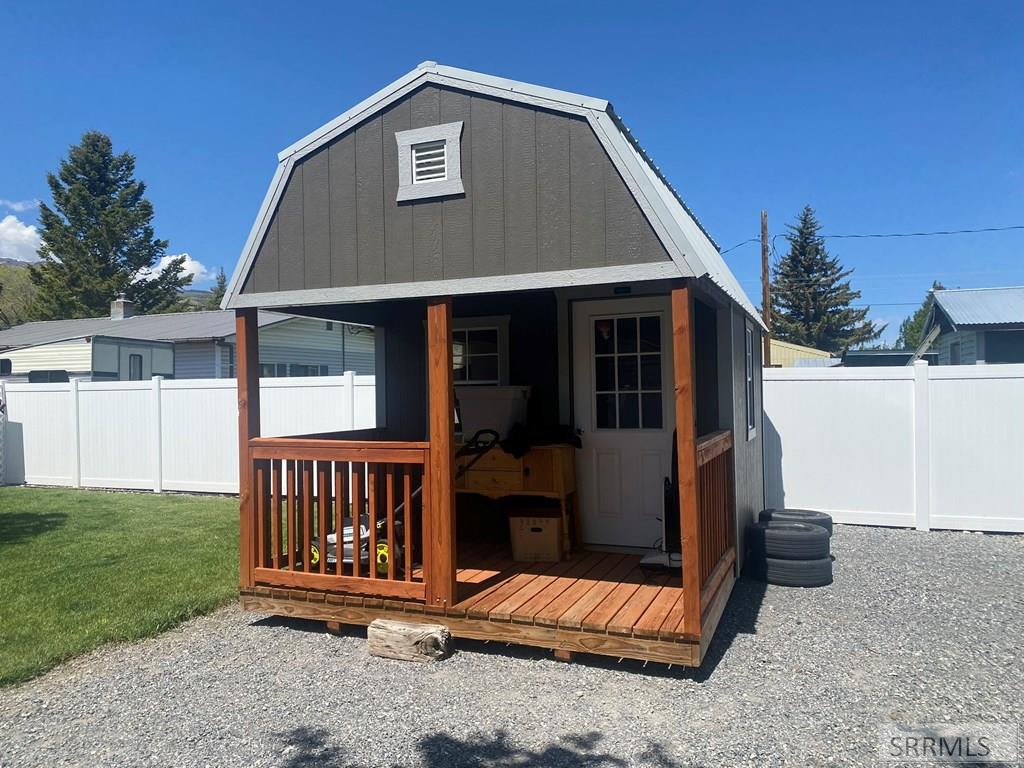 510 Spruce Street Mackay, ID 83251 - Photo 26 of 38