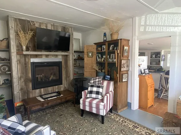$199,999 | 510 Spruce Street, Mackay, ID 83251