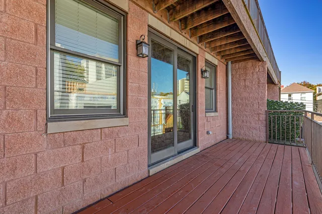 $829,000 | 4065 South Ellis Avenue, Chicago, IL 60653