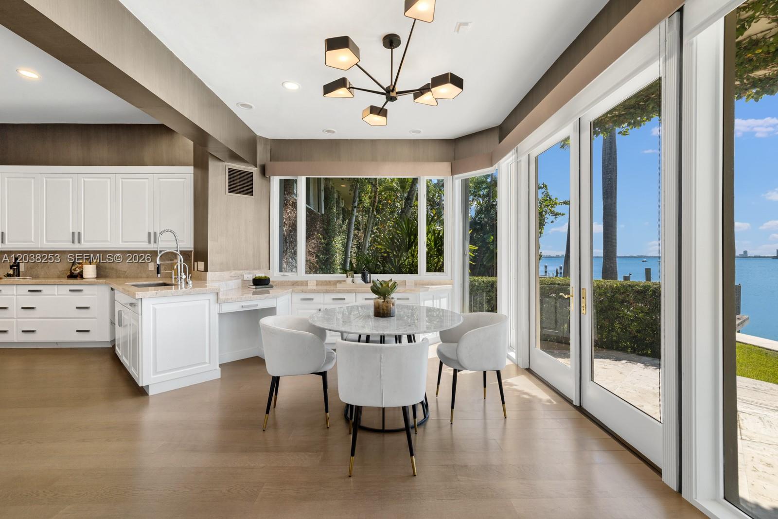 6500 North Bay Road Miami Beach, FL 33140 - Photo 12 of 41
