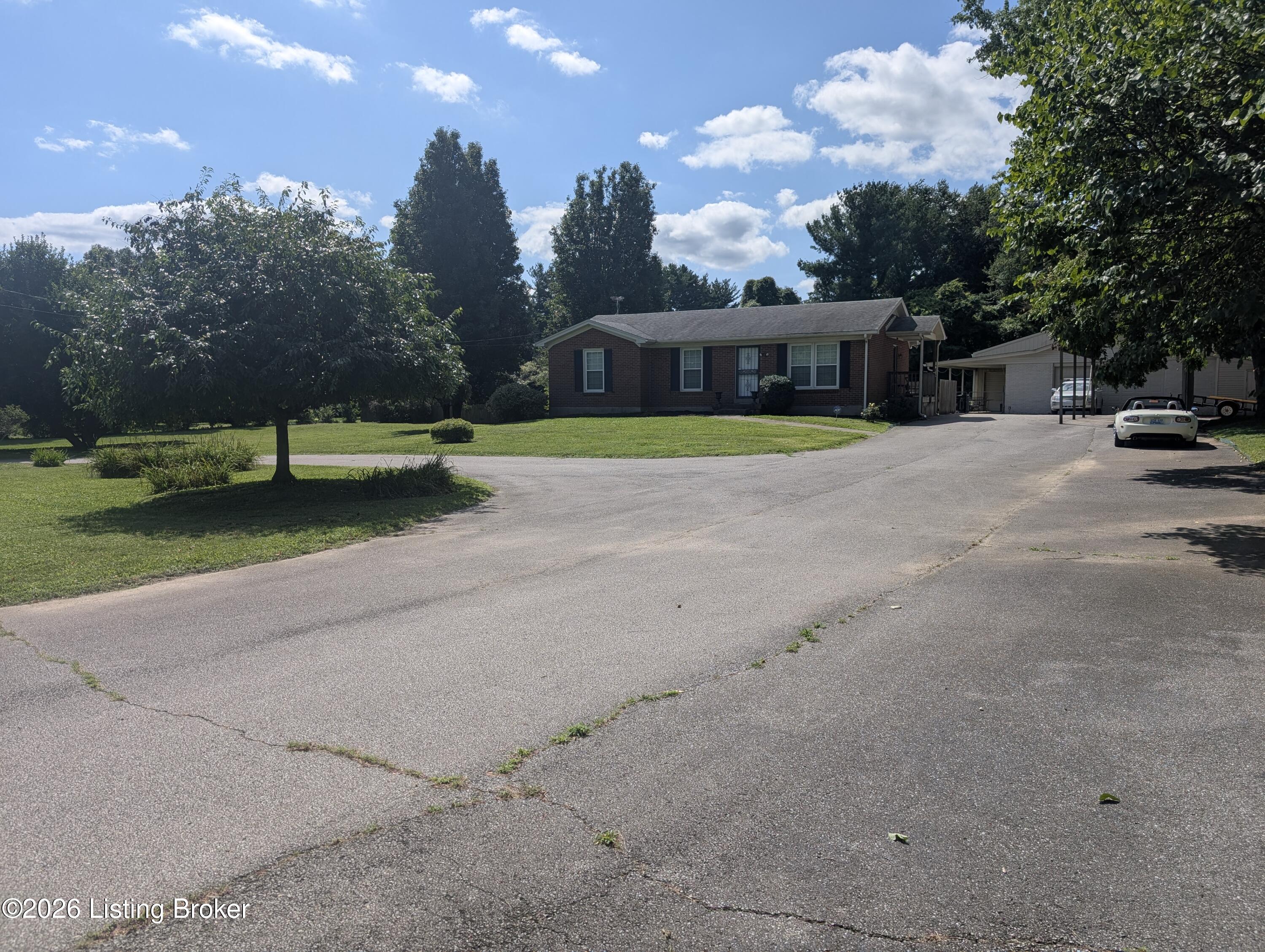7804 East Manslick Road Louisville, KY 40228 - Photo 55 of 56 PXL_20260723_152156507