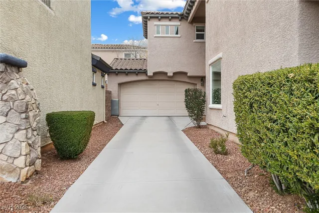 $2,450 | 2231 Desert Prairie Street, Las Vegas, NV 89135
