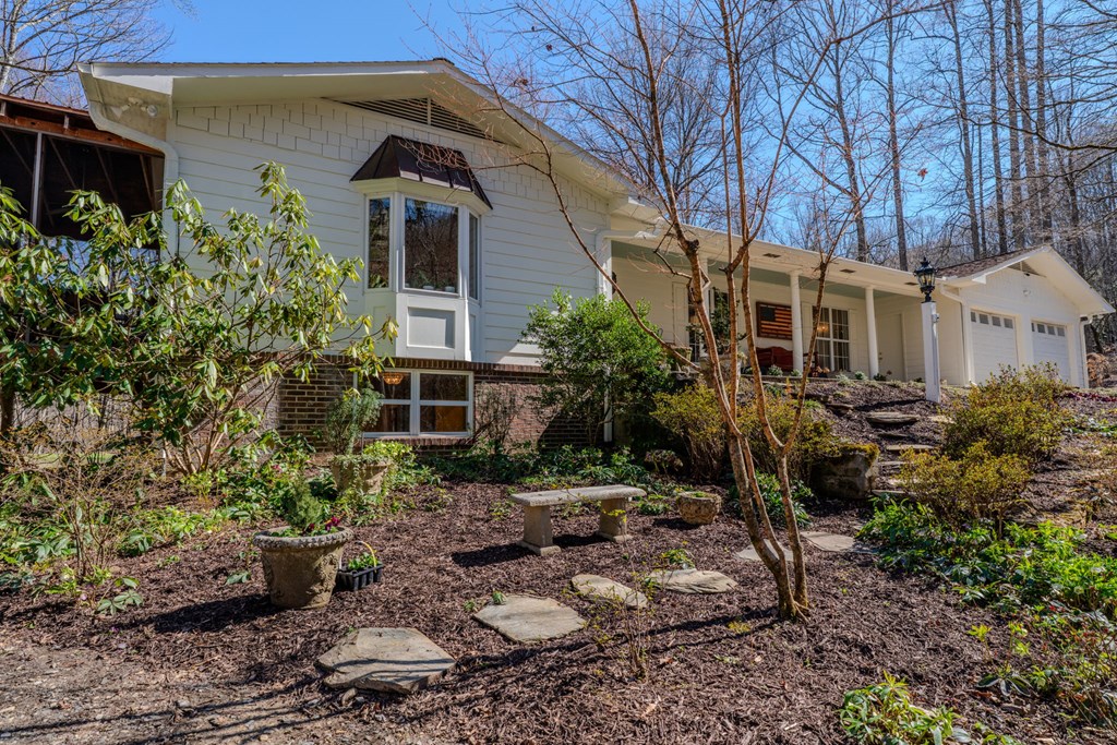 1316 Junaluska Road Andrews, NC 28901 - Photo 22 of 68 Office - Main Level