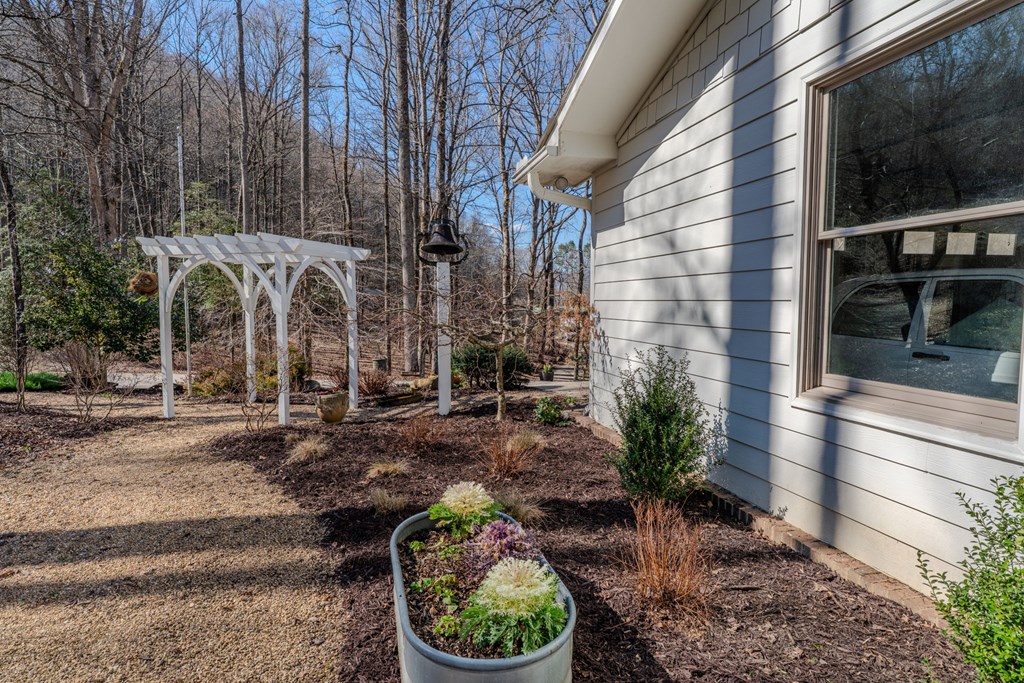 1316 Junaluska Road Andrews, NC 28901 - Photo 53 of 68 Back Deck