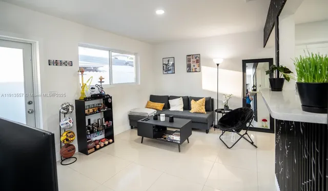 $2,700 | 2388 Northeast 173rd Street, Unit 2390, North Miami Beach, FL 33160