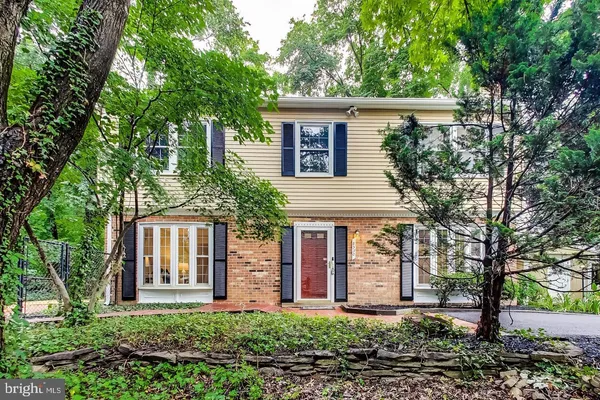 $4,450 | 8530 Monticello Avenue, Alexandria, VA 22308
