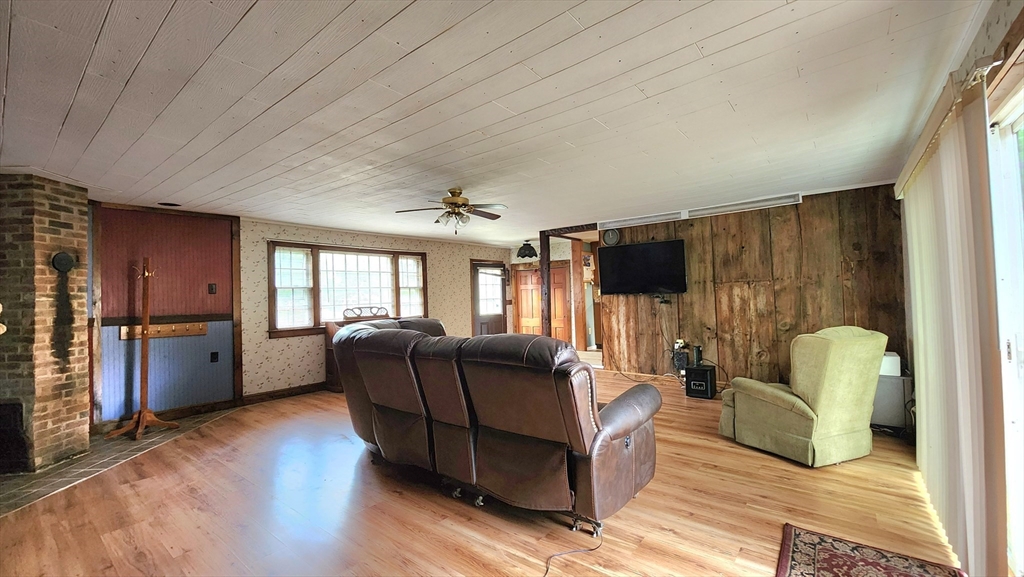 114 Southbridge Road Warren, MA 01083 - Photo 24 of 41 Gallery Image 24