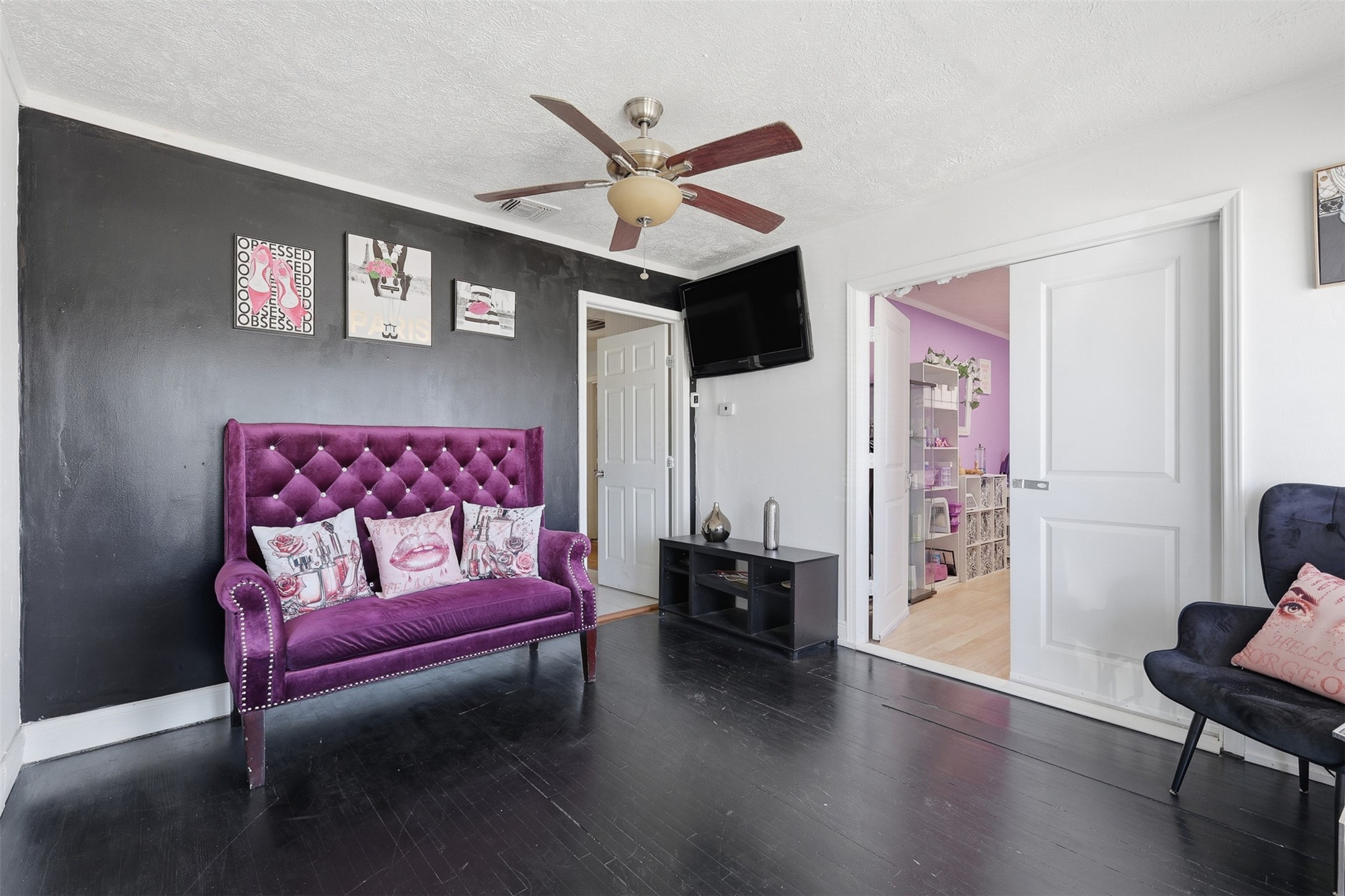 2205 Strawberry Road Pasadena, TX 77502 - Photo 9 of 29 a living room with furniture