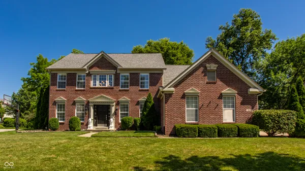 $740,000 | 5922 Garden Gate Way, Carmel, IN 46033