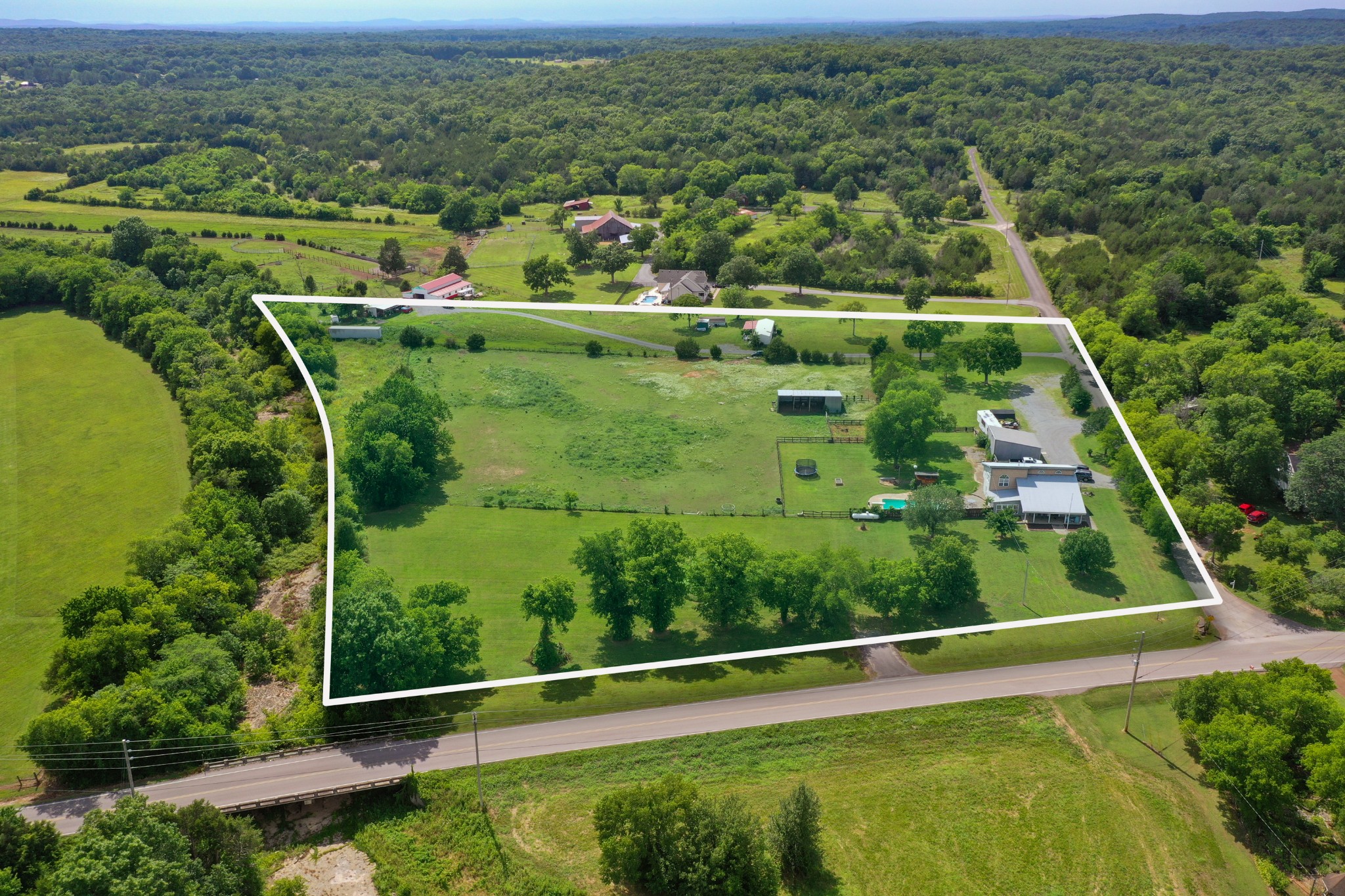 1120 Murray-Kittrell Road Readyville, TN 37149 - Photo 3 of 37 Gallery Image 3