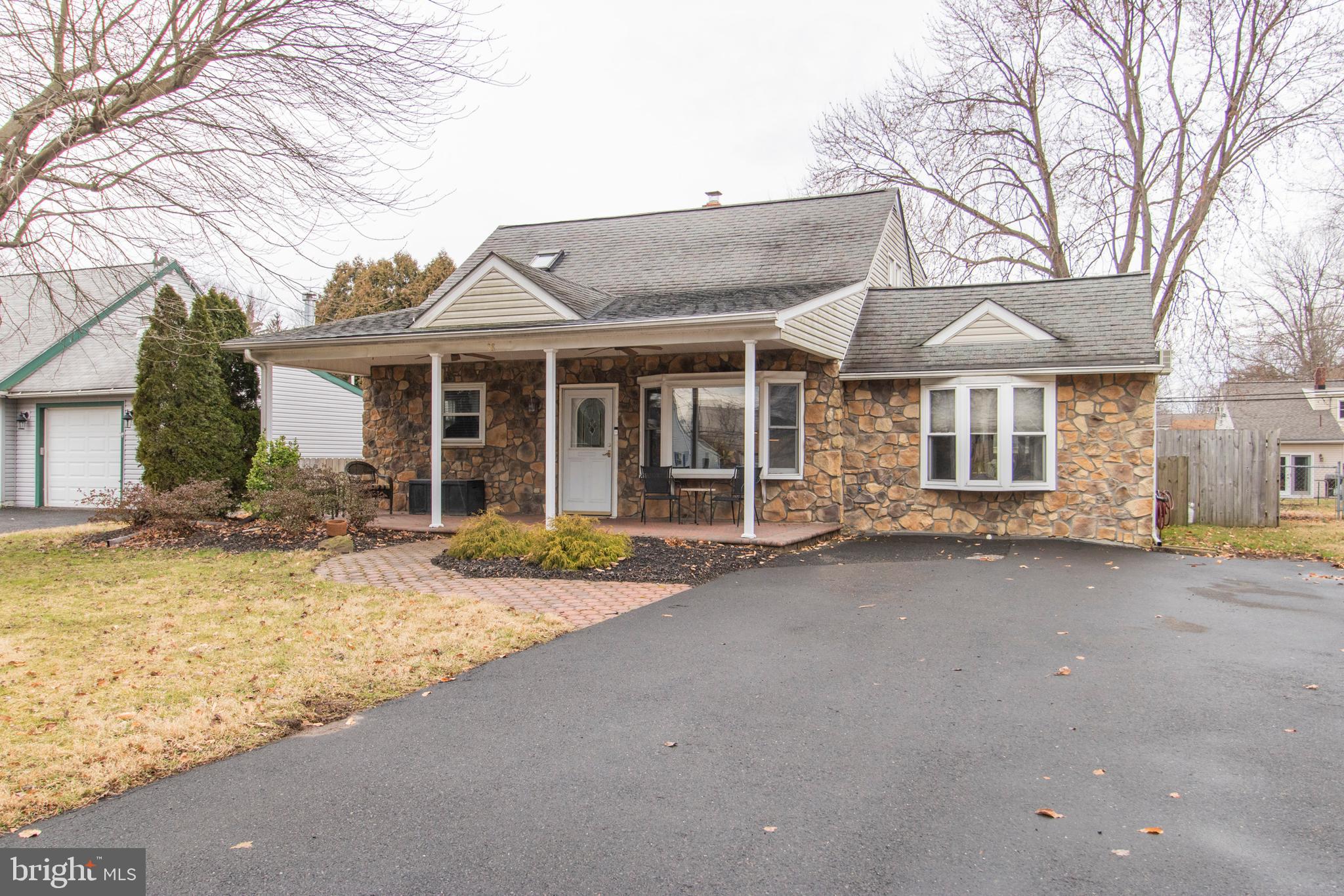 38 Rorer Avenue Hatboro, PA 19040 - Photo 2 of 44 Gallery Image 2