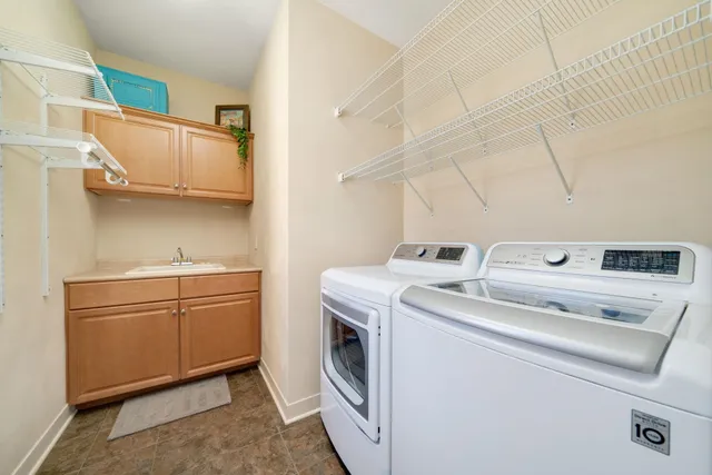 $550,000 | 5315 Woodland Pond Lane, Loves Park, IL 61111