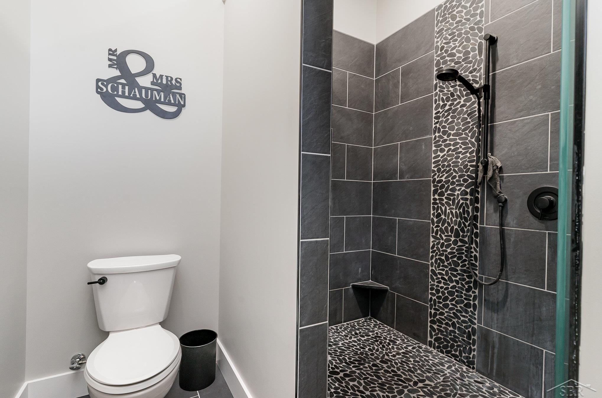 10119 Prairie View Court Freeland, MI 48623 - Photo 22 of 44 50122864-21.JPG