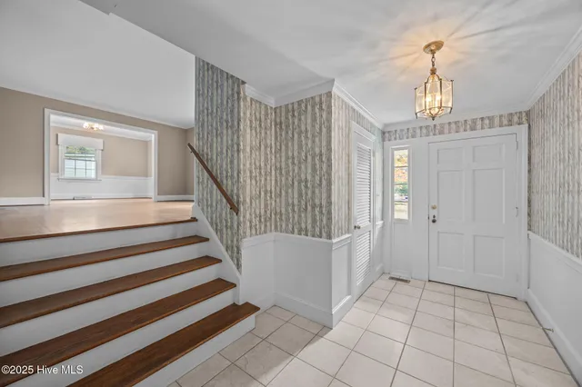 $330,000 | 112 Lakewood Drive, Greenville, NC 27834