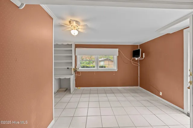 $330,000 | 112 Lakewood Drive, Greenville, NC 27834