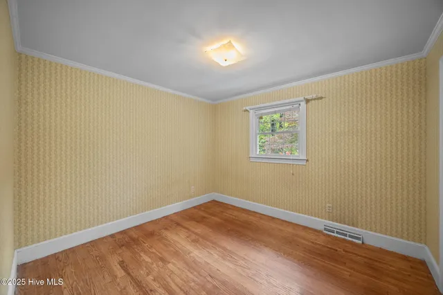 $330,000 | 112 Lakewood Drive, Greenville, NC 27834