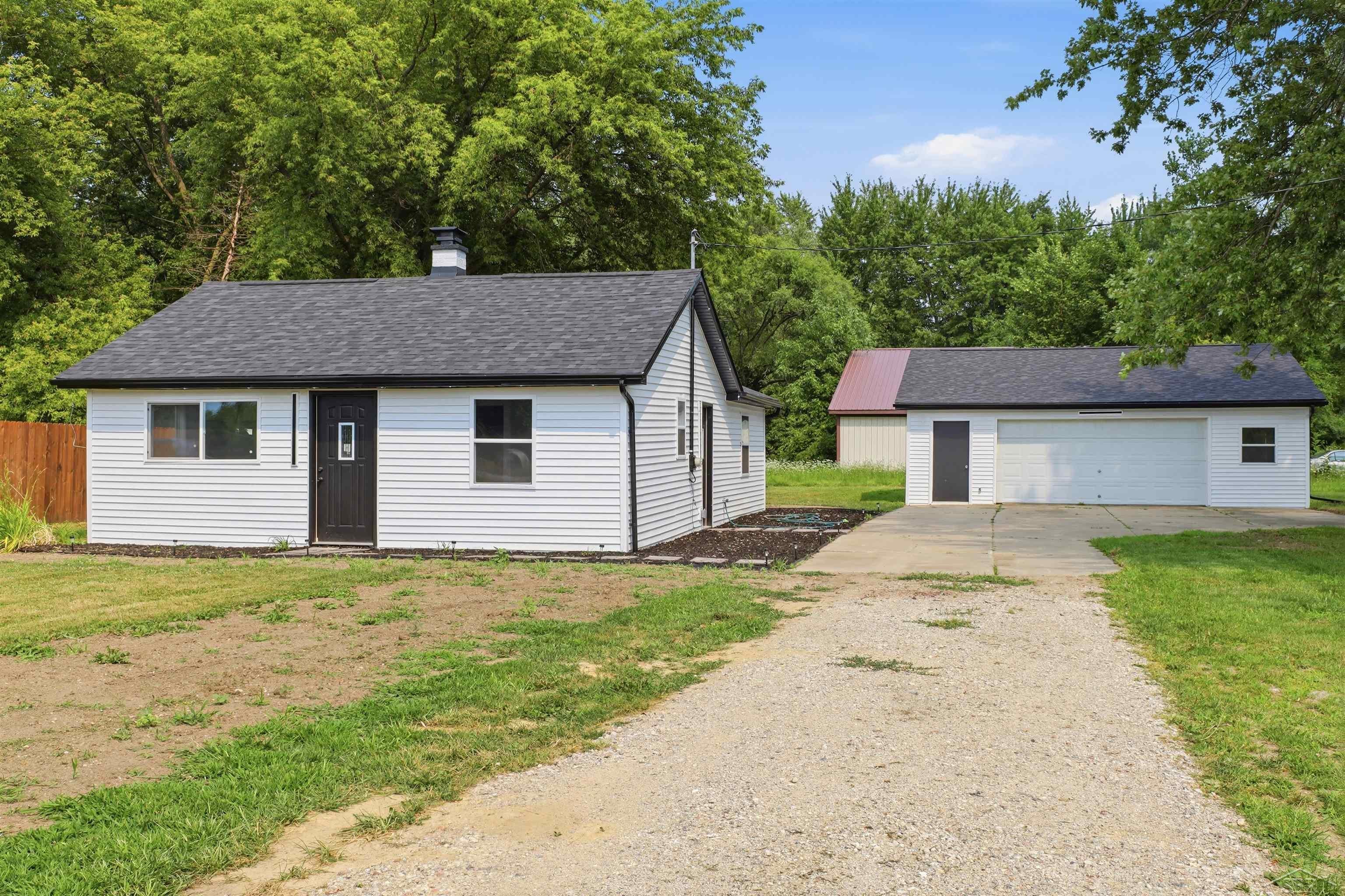 9095 E Road Burt, MI 48417 - Photo 9 of 34 Gallery Image 9
