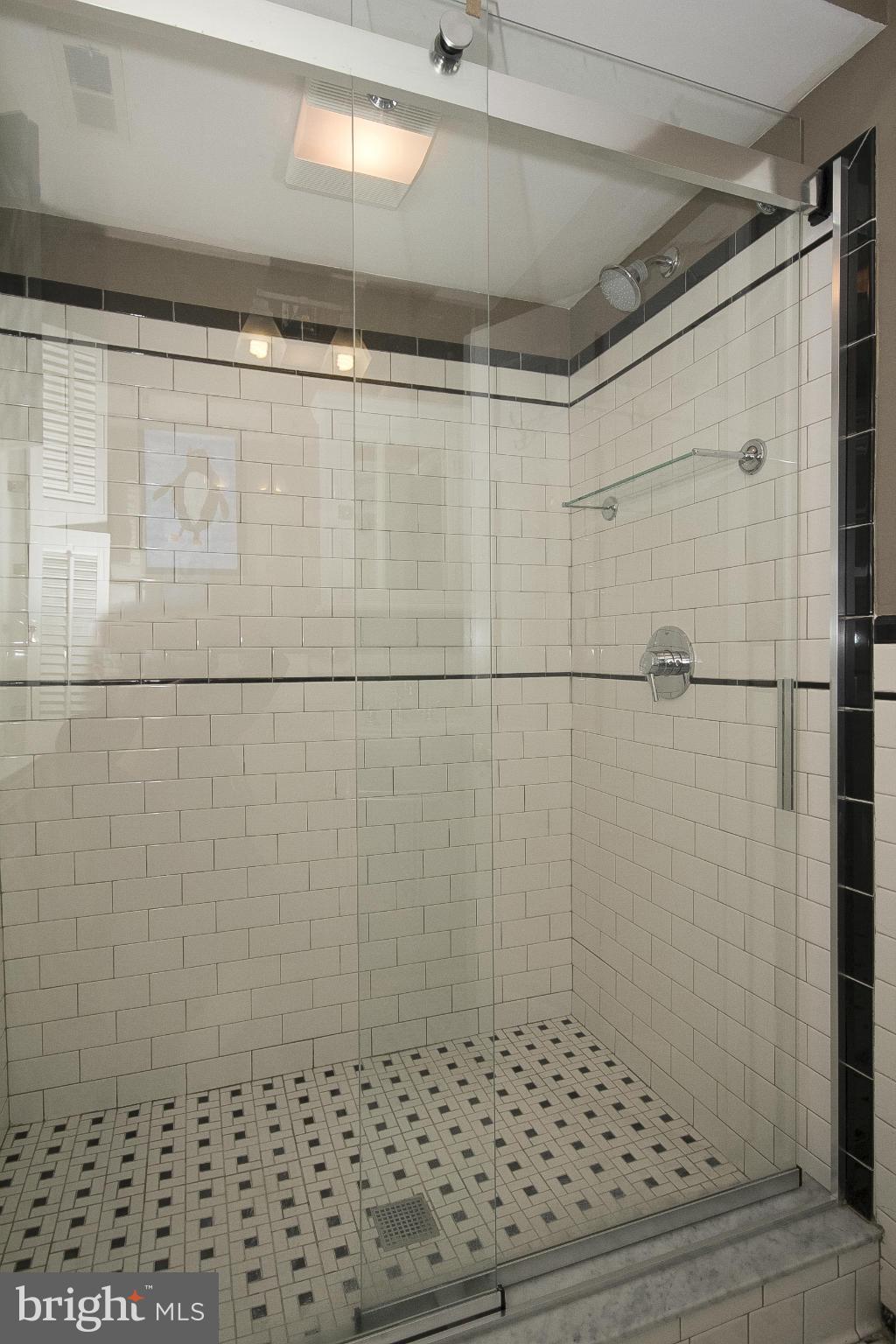 7104 Rich Hill Road Baltimore, MD 21212 - Photo 19 of 30 Upper master, new ceramic shower 12/2016.