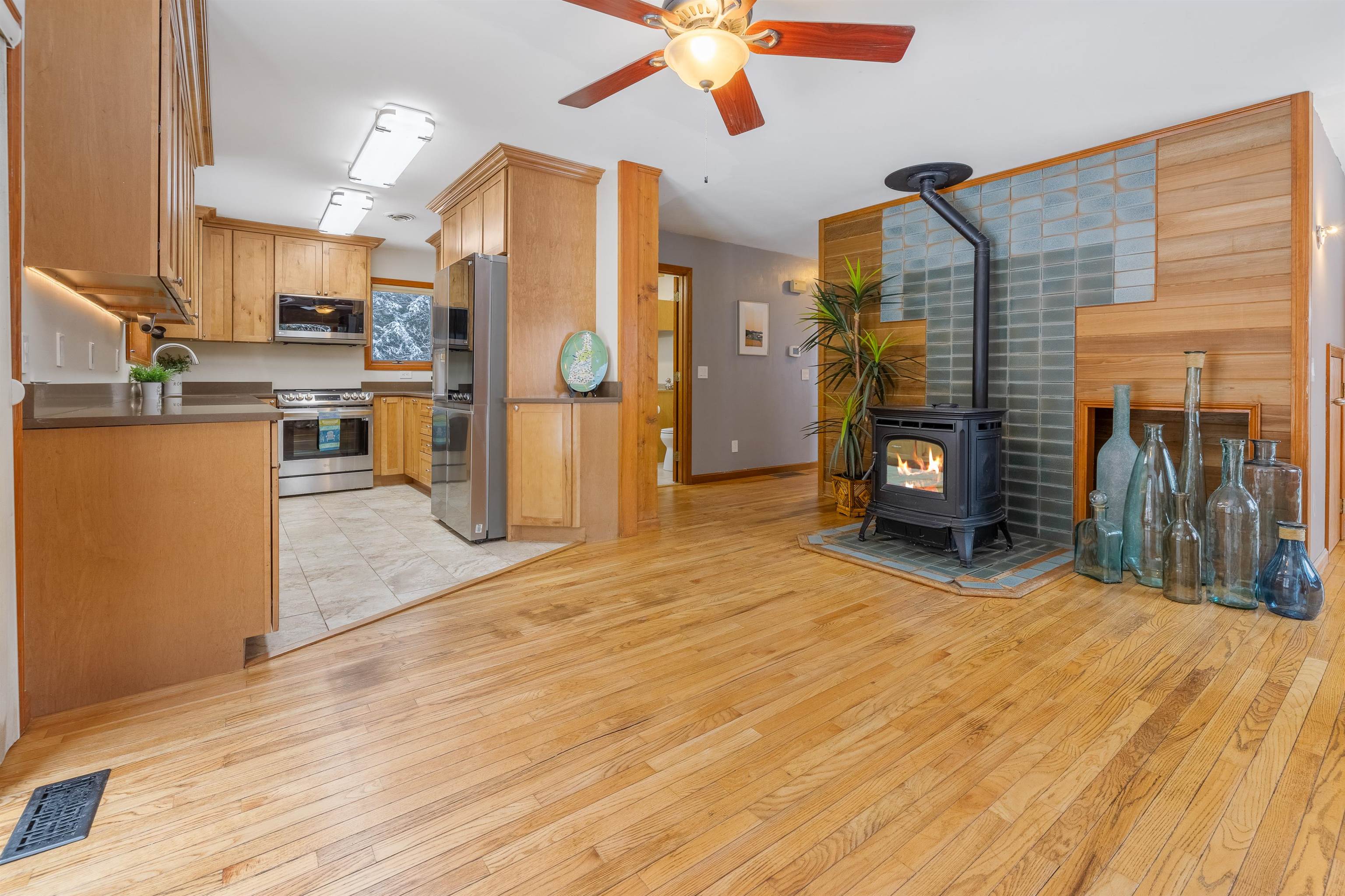 41 Butternut Road Grantham, NH 03753 - Photo 4 of 40