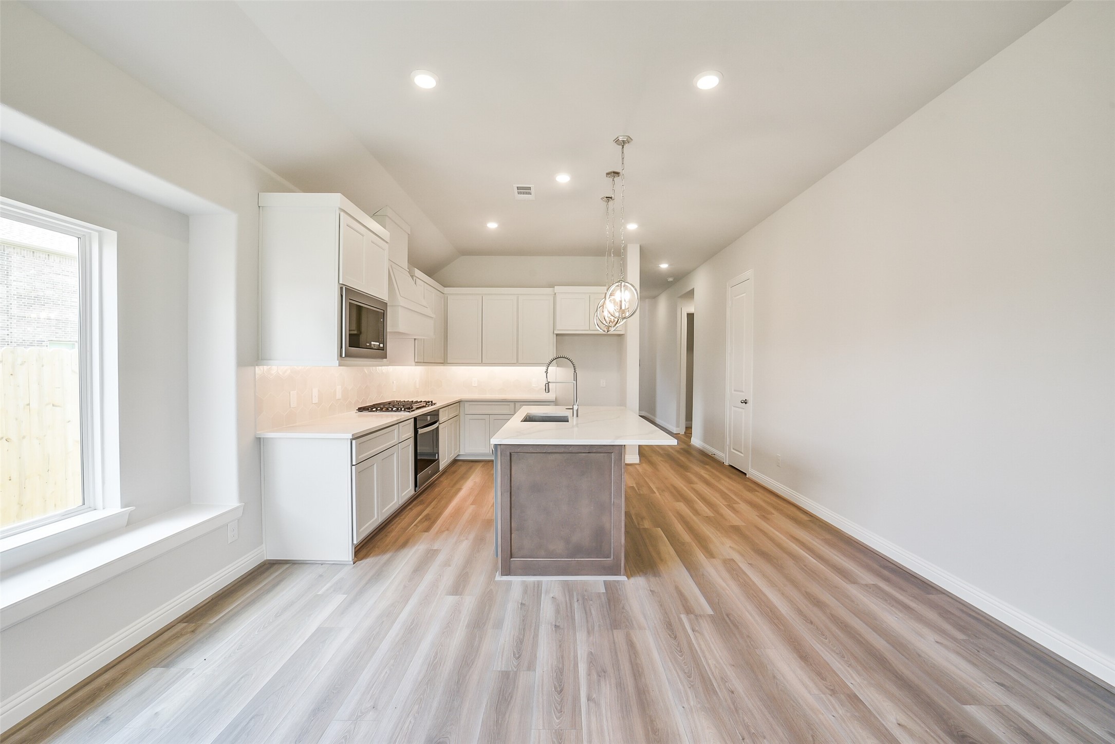 4062 Apiary Point Missouri City, TX 77459 - Photo 8 of 38