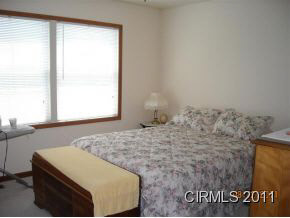 4858 West St Road Roann, IN 46974 - Photo 4 of 8