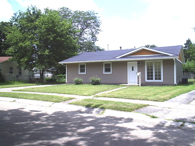 514 Amherst Avenue Romeoville, IL 60446 - Photo 1 of 20