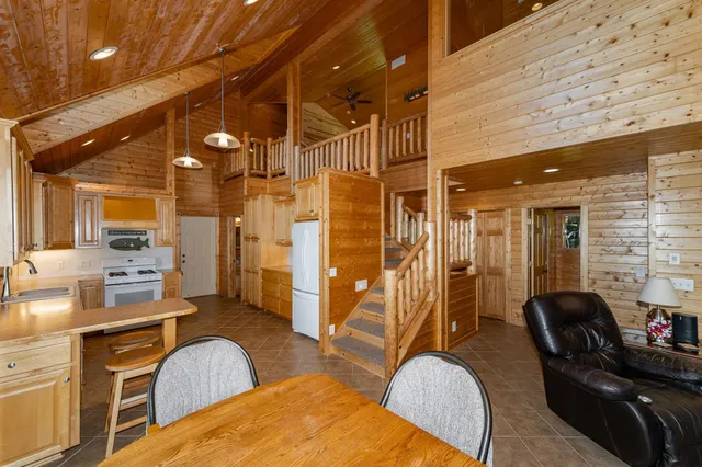 $750,000 | 13262 Sakatah Lake Road, Waterville, MN 56096