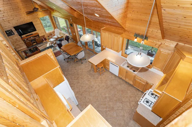 $750,000 | 13262 Sakatah Lake Road, Waterville, MN 56096