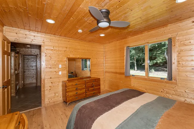 $750,000 | 13262 Sakatah Lake Road, Waterville, MN 56096