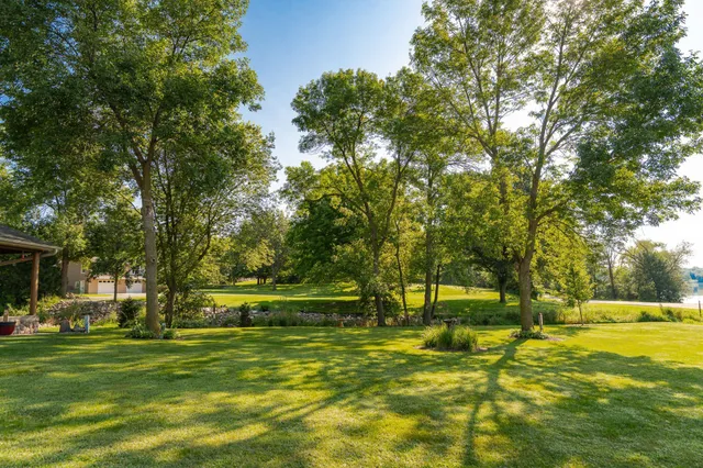 $750,000 | 13262 Sakatah Lake Road, Waterville, MN 56096