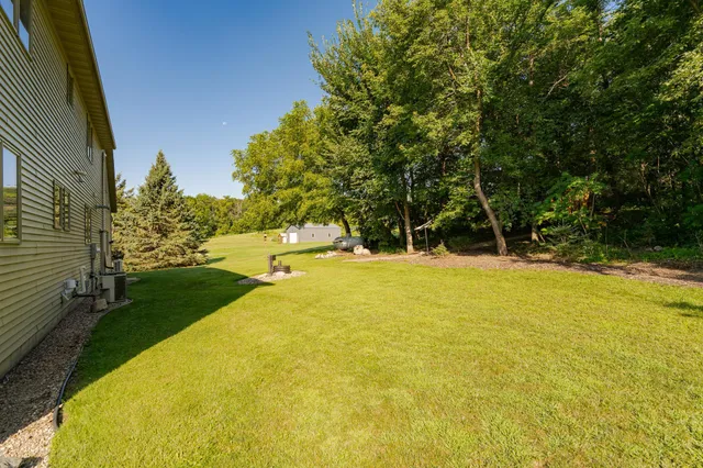 $750,000 | 13262 Sakatah Lake Road, Waterville, MN 56096