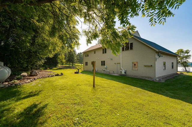 $750,000 | 13262 Sakatah Lake Road, Waterville, MN 56096