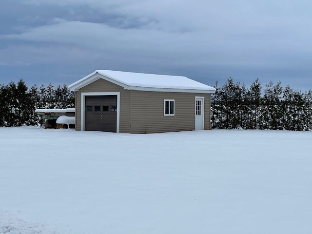 2550 Lake Shore Road Chazy, NY 12921 - Photo 4 of 14 Gallery Image 4
