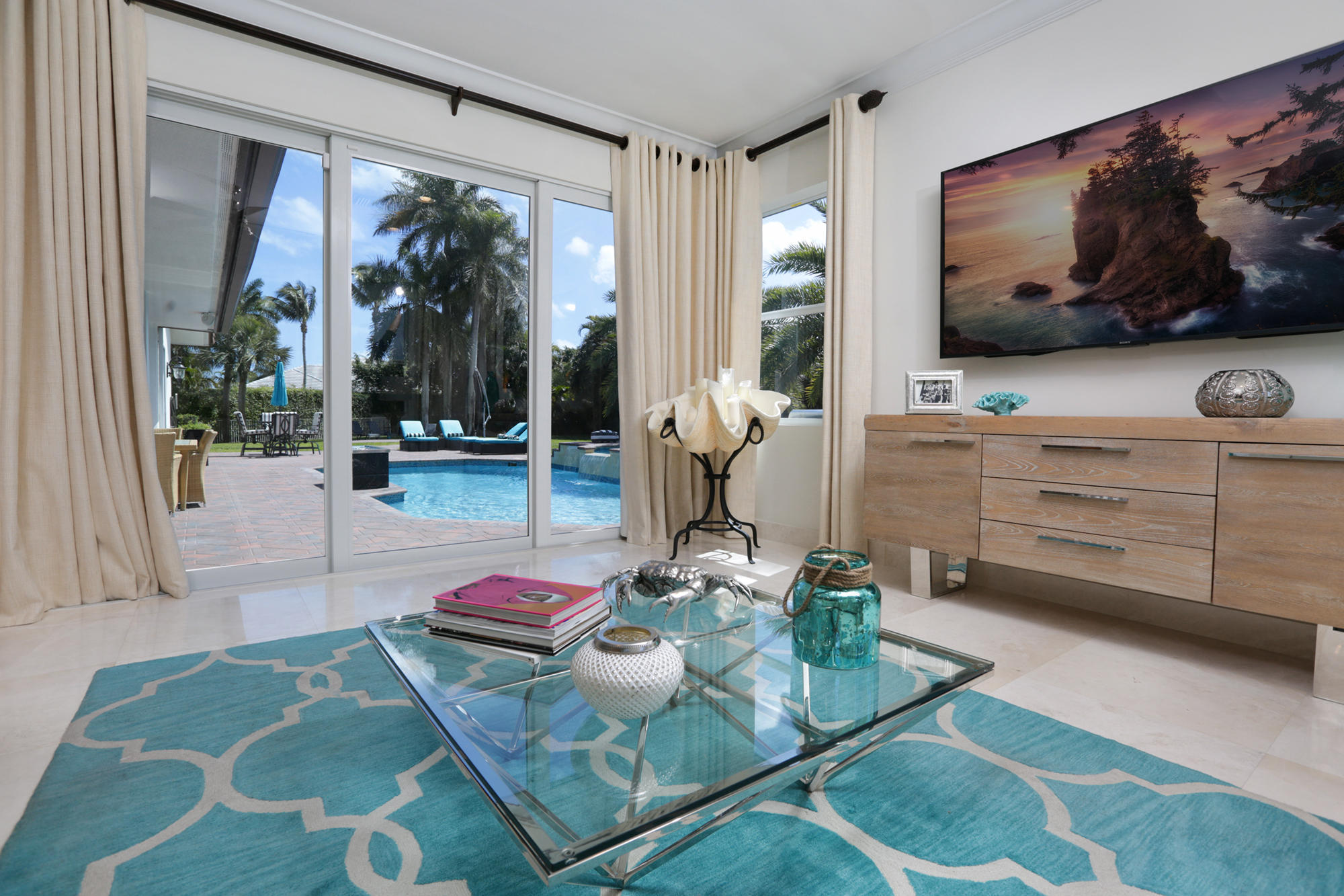1360 Southwest 21st Avenue Boca Raton, FL 33486 - Photo 14 of 37 Family Room View