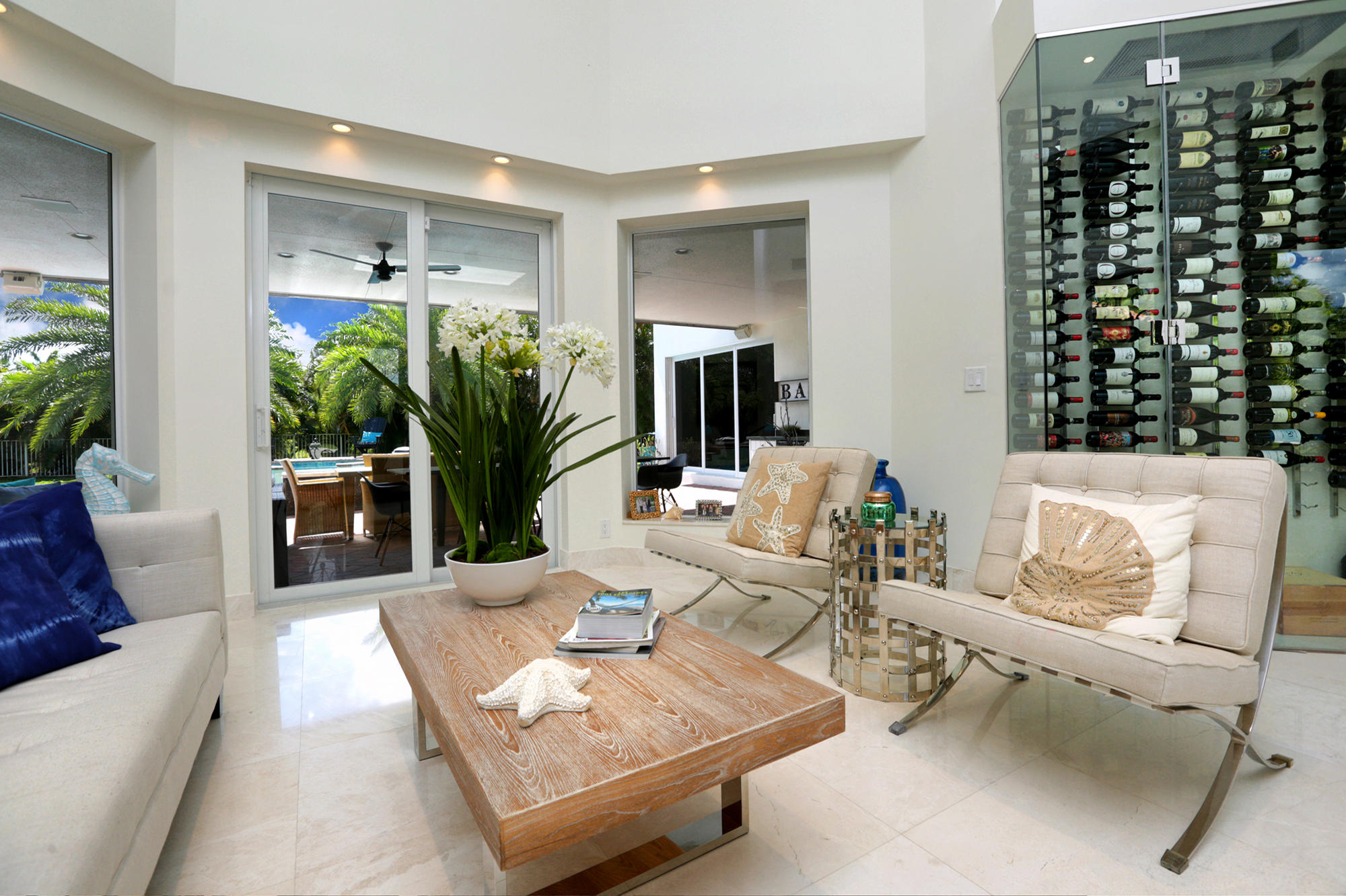 1360 Southwest 21st Avenue Boca Raton, FL 33486 - Photo 18 of 37 Foyer