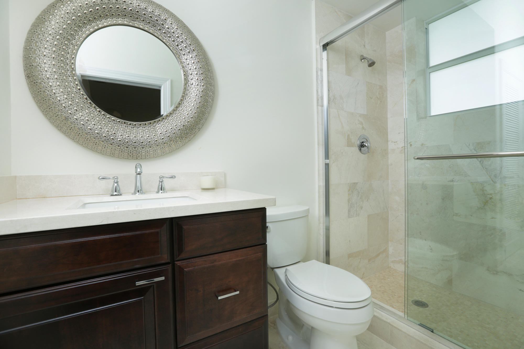 1360 Southwest 21st Avenue Boca Raton, FL 33486 - Photo 23 of 37 Guest Suite Bath