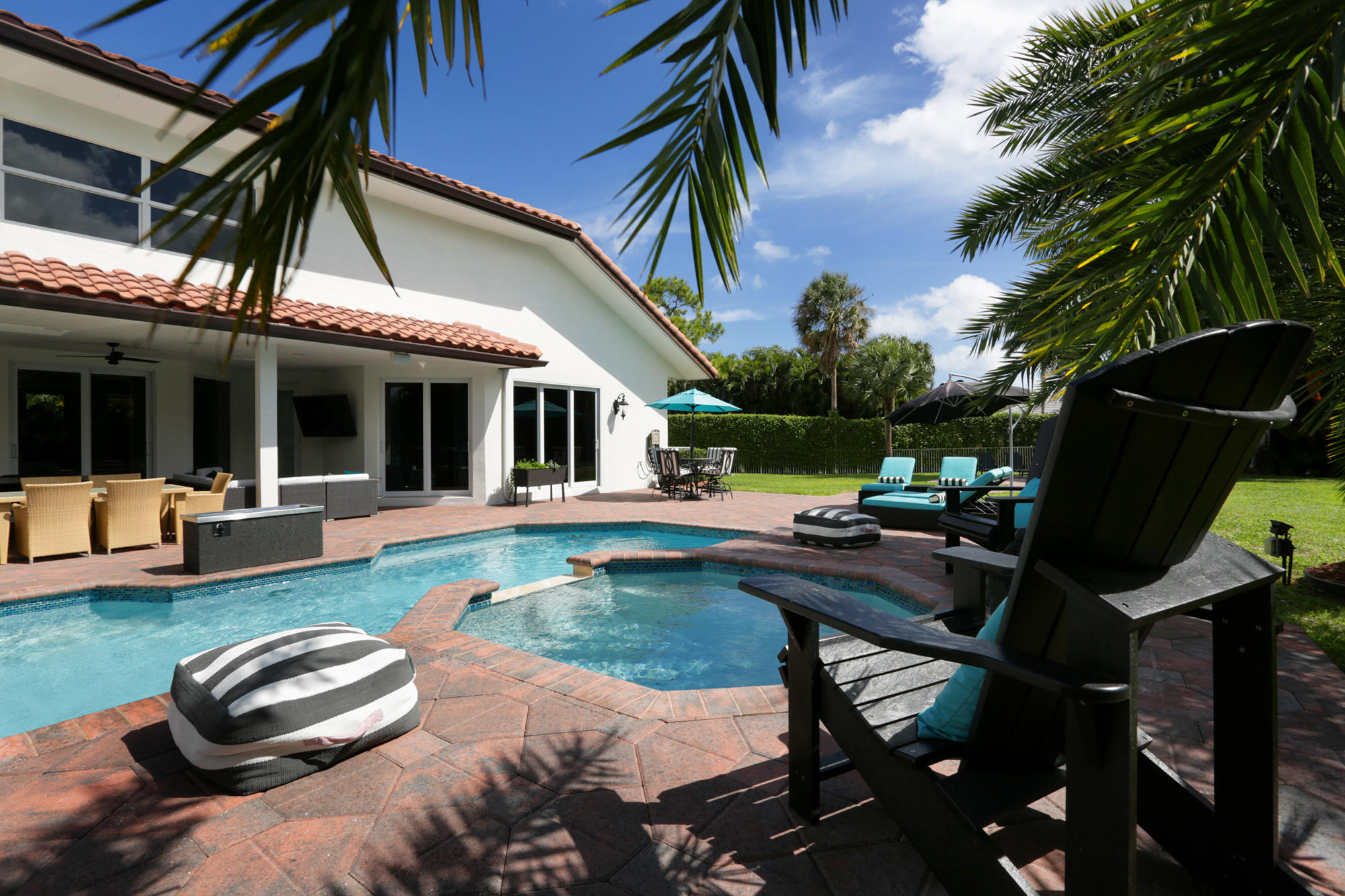 1360 Southwest 21st Avenue Boca Raton, FL 33486 - Photo 33 of 37 Pool View