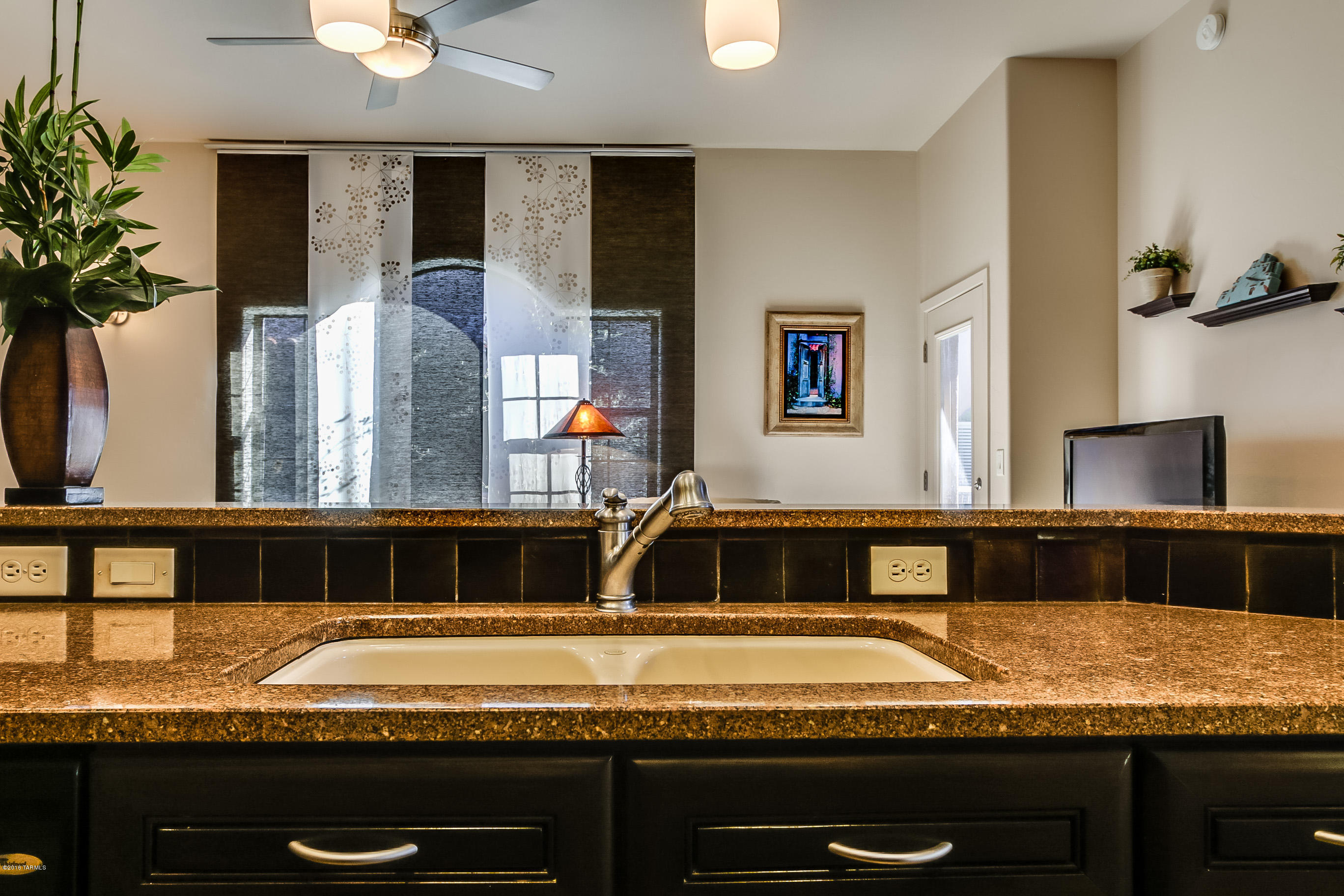2010 East River Road, Unit 200 Tucson, AZ 85718 - Photo 15 of 31