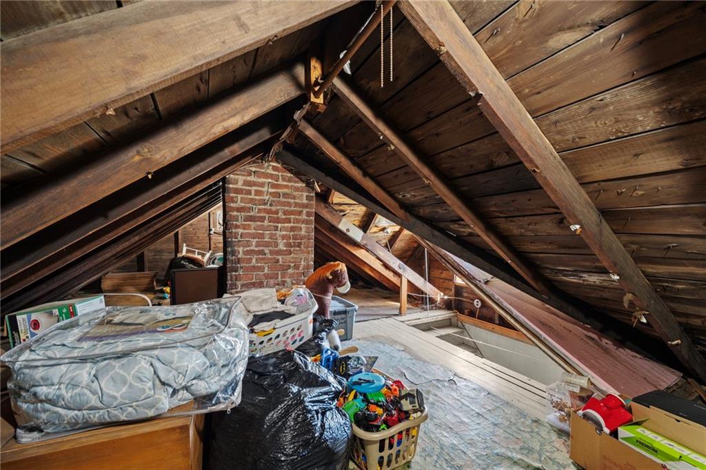 1412 Broadway Avenue McKees Rocks, PA 15136 - Photo 20 of 39 a view of entryway