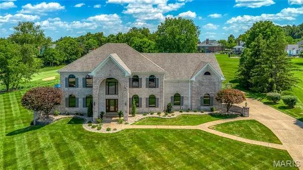 $1,839,000 | 32 Rathfarnum Lane, Weldon Spring, MO 63304