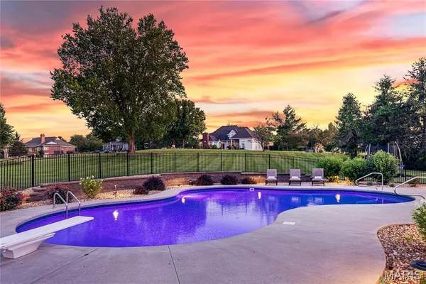 $1,839,000 | 32 Rathfarnum Lane, Weldon Spring, MO 63304