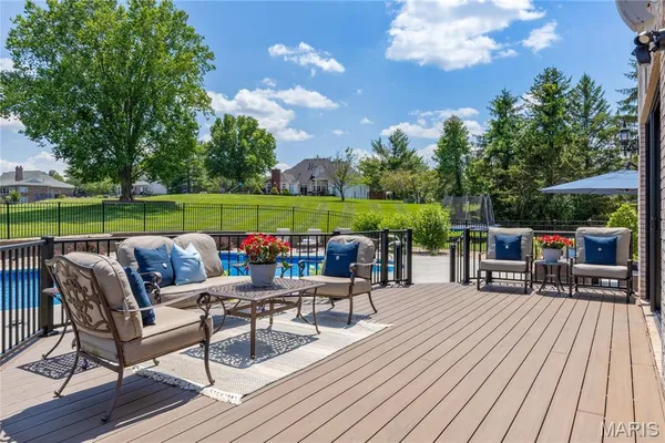 $1,839,000 | 32 Rathfarnum Lane, Weldon Spring, MO 63304