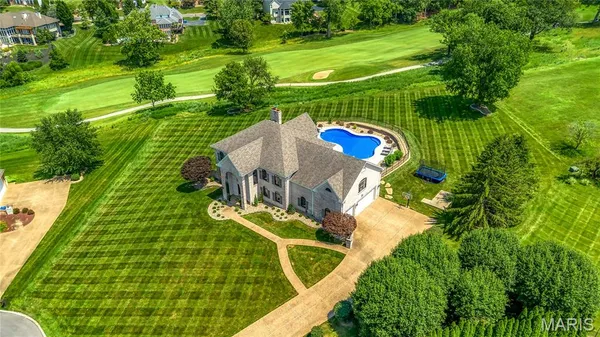 $1,839,000 | 32 Rathfarnum Lane, Weldon Spring, MO 63304