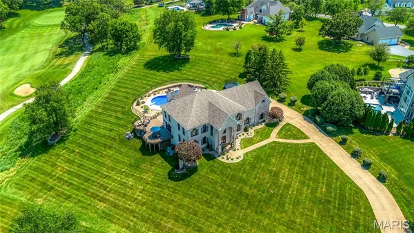 $1,839,000 | 32 Rathfarnum Lane, Weldon Spring, MO 63304