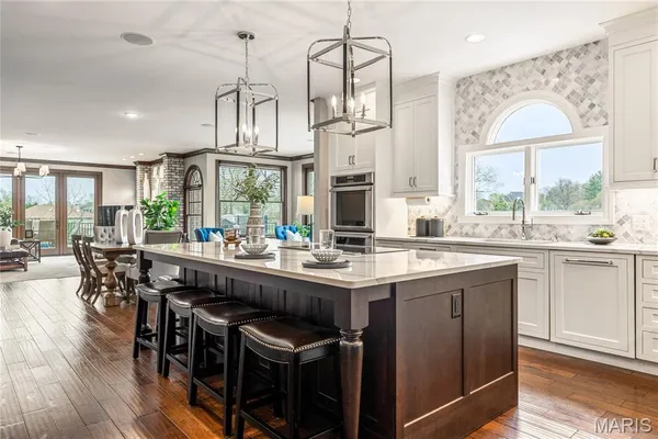 $1,839,000 | 32 Rathfarnum Lane, Weldon Spring, MO 63304
