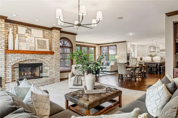 $1,839,000 | 32 Rathfarnum Lane, Weldon Spring, MO 63304