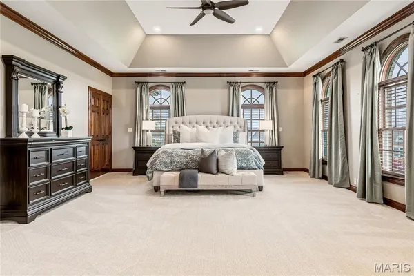 $1,839,000 | 32 Rathfarnum Lane, Weldon Spring, MO 63304