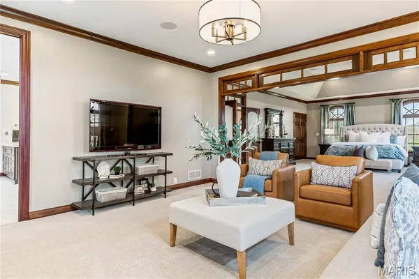 $1,839,000 | 32 Rathfarnum Lane, Weldon Spring, MO 63304