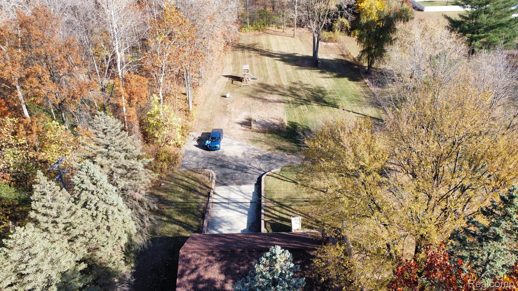 9063 Beech Daly Road Taylor, MI 48180 - Photo 5 of 37 Yard view