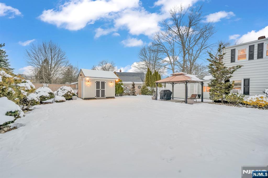 22 Woodlot Road Wayne, NJ 07470 - Photo 29 of 34